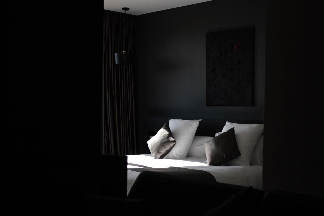 Boutervilliers Hotel & Restaurant La Maison Des Bles מראה חיצוני תמונה