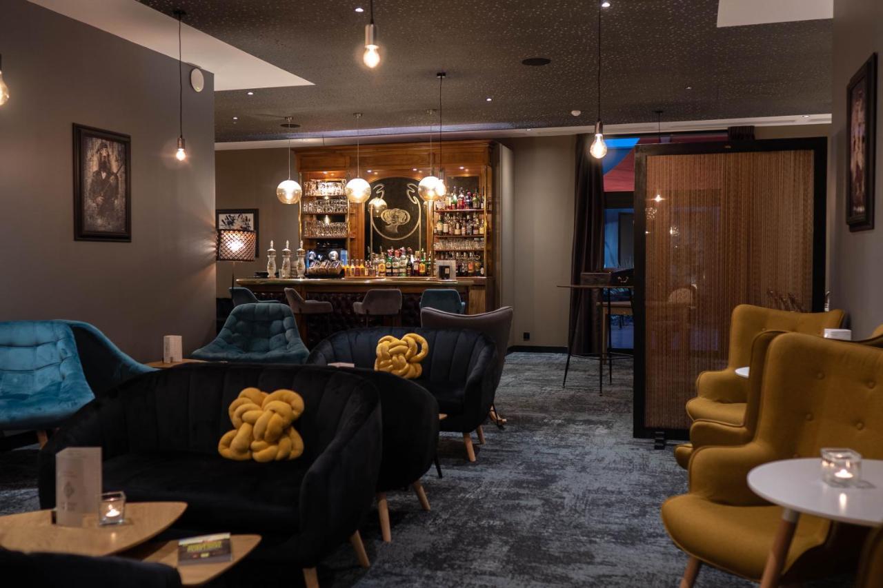 Boutervilliers Hotel & Restaurant La Maison Des Bles מראה חיצוני תמונה