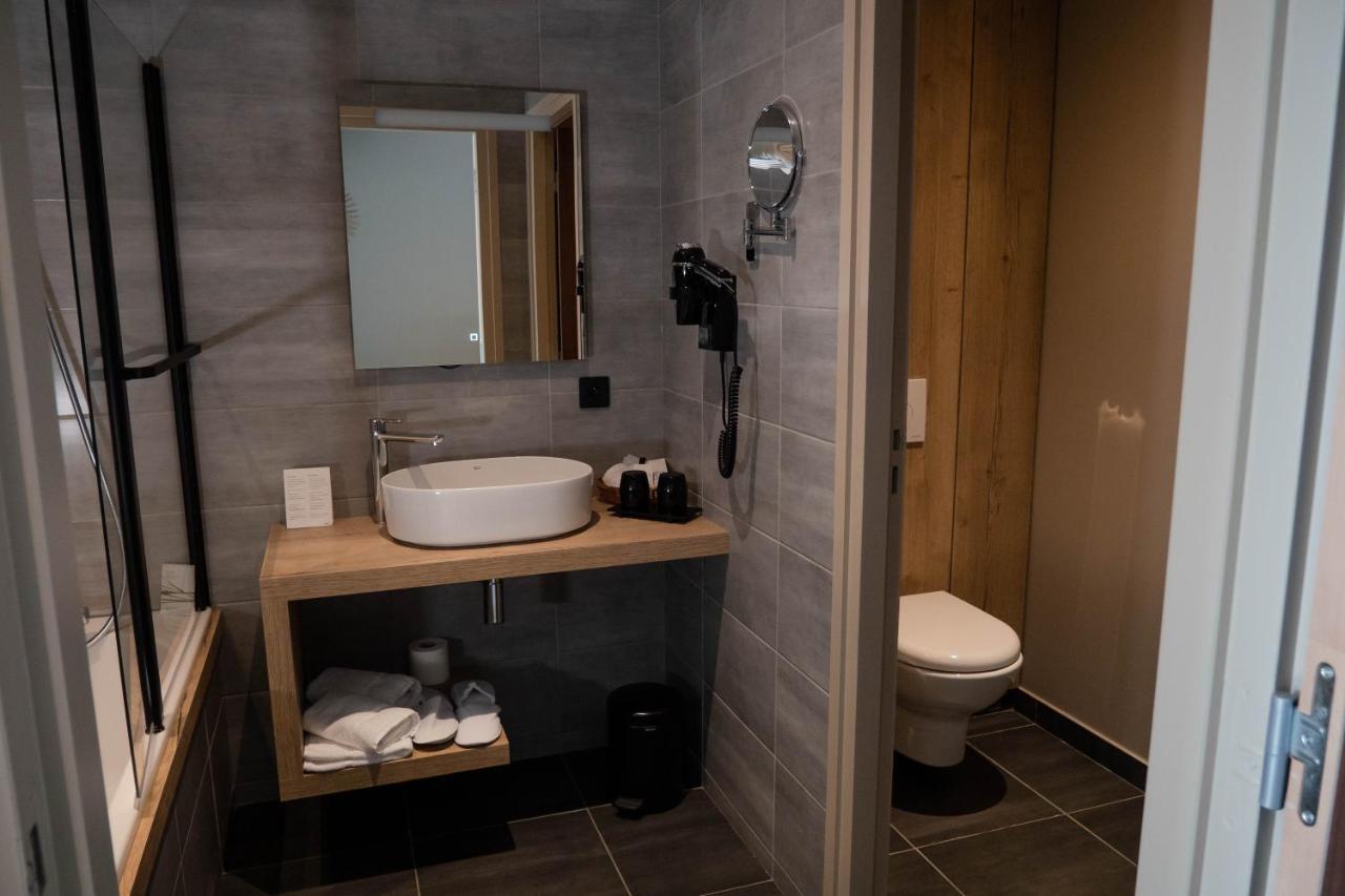 Boutervilliers Hotel & Restaurant La Maison Des Bles מראה חיצוני תמונה