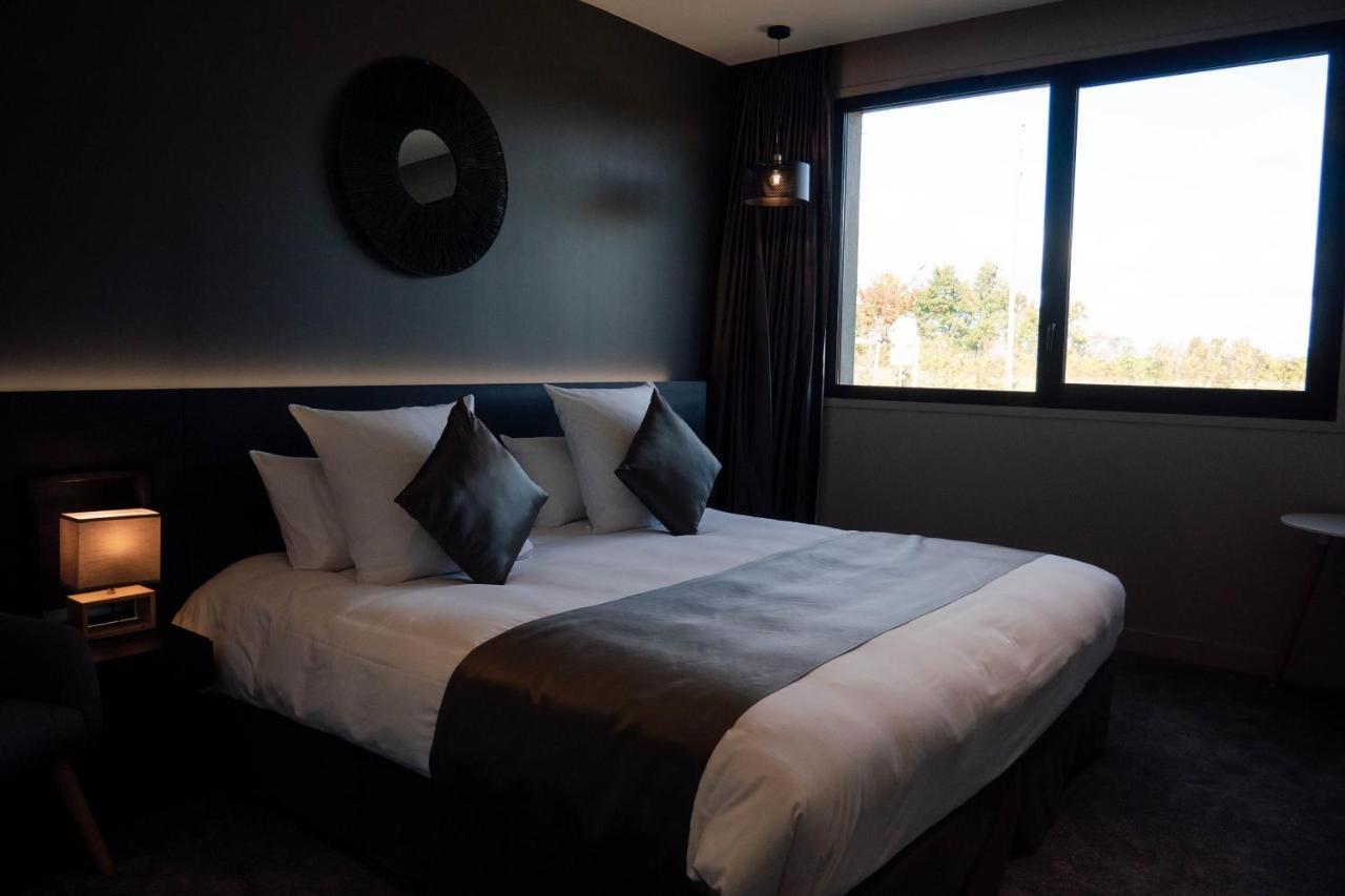 Boutervilliers Hotel & Restaurant La Maison Des Bles מראה חיצוני תמונה