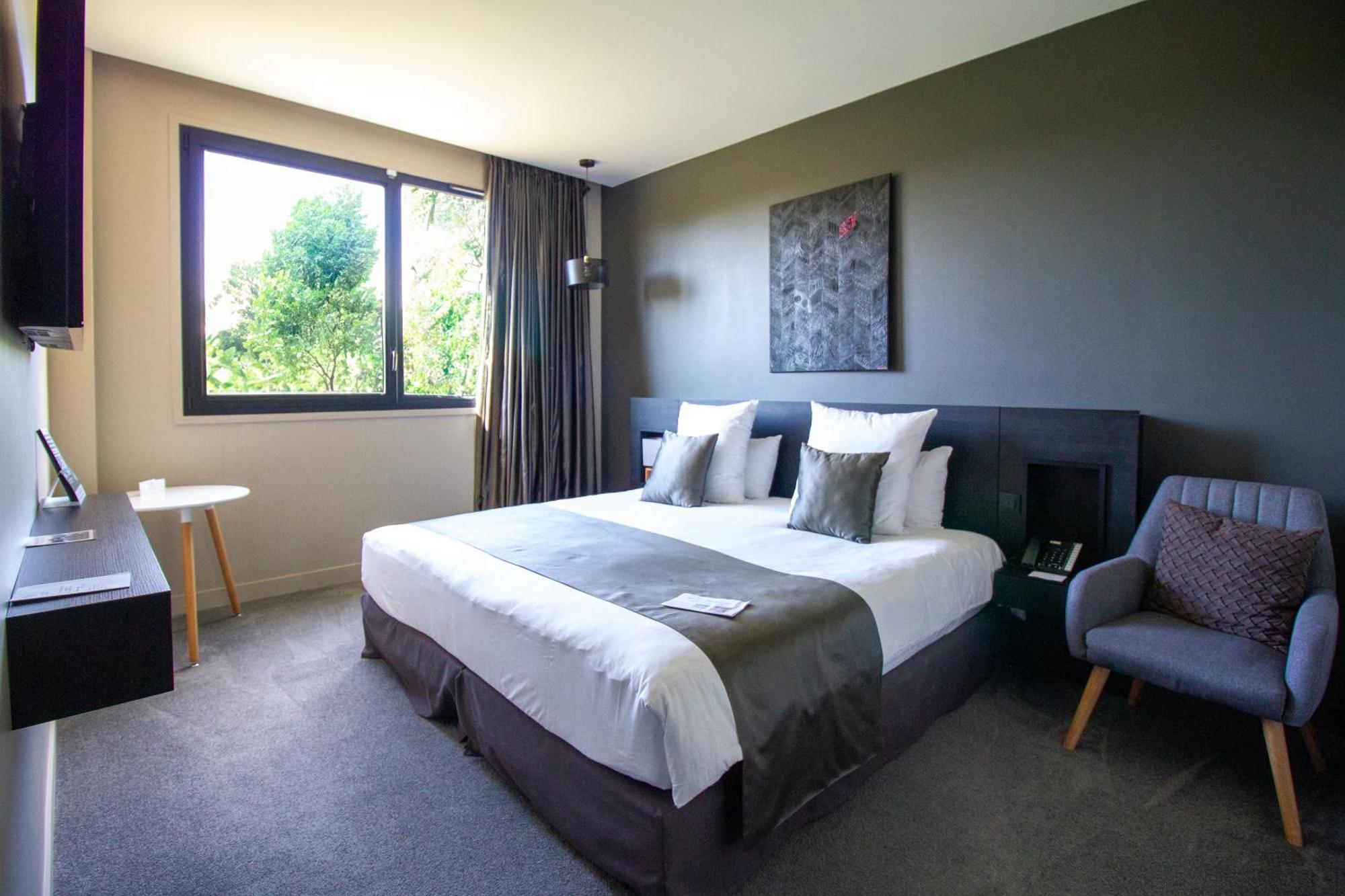 Boutervilliers Hotel & Restaurant La Maison Des Bles מראה חיצוני תמונה